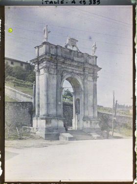 Image représentant Arc de triomphe ou Arco delle Scalette
