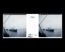 Image représentant Navires à l'entrée du canal de Suez