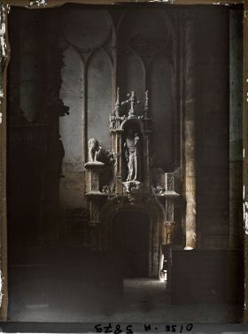 Image représentant France, Porte de la sacristie de St Martin-aux-Bois (XIIIe Siècle)