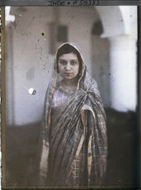 Image représentant Portrait de jeune fille du Punjab en tenue de fête