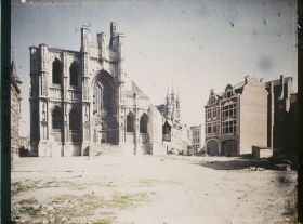 Image représentant Belgique, Louvain, L'Eglise St Pierre et Hôtel de Ville