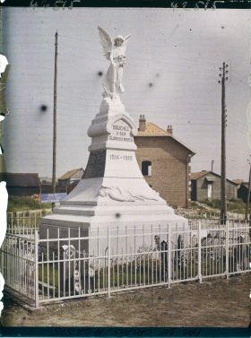 Image représentant France, Souchez, Mont aux Morts