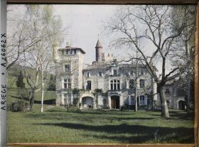 Image représentant Le château des Espas appartenant au comte Bégouën