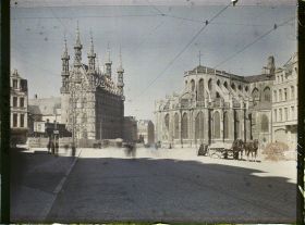 Image représentant Belgique, Louvain, Grande Place, Hôtel de Ville et abside de St Pierre