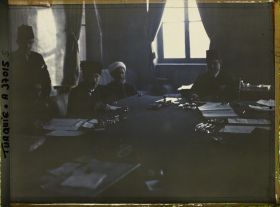 Image représentant Les Ministres du Conseil (bâtiment de la Grande Assemblée Nationale