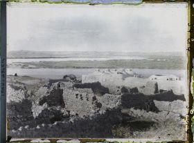 Image représentant Etablissement de bains sulfureux (près des sources à 130° F)