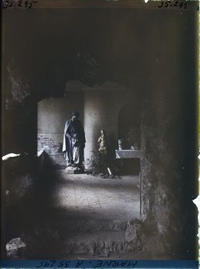 Image représentant France, Vienne-le-Château, Chapelle aménagée dans une Cave, dans la Maison où siégeait le Gal Alexander