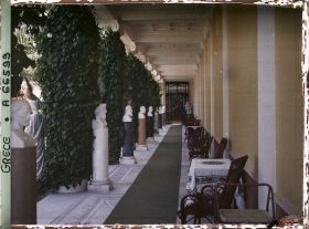 Image représentant L'Achilleion - La villa, une galerie