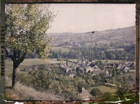 Image représentant Vue du village prise de la colline dite Mont Verdié