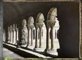 Image représentant Le cloître de Saint-Trophime