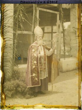 Image représentant Portrait de Monseigneur Steinmetz, vicaire apostolique du Dahomey de 1906 à 1934, surnommé " Daga ", " le Père qui est grand "