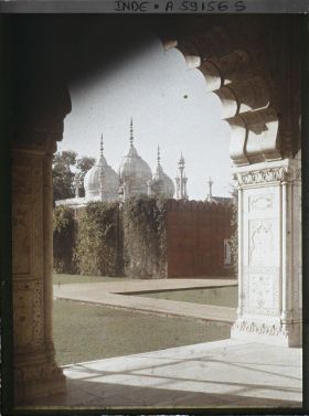 Image représentant Extérieur de la mosquée de la Perle (Moti Masjid) dans le fort Rouge (Lal Qila)
