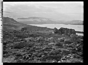 Image représentant Les abords du lac Finsevatnet et du glacier Hardangerjôkulen
