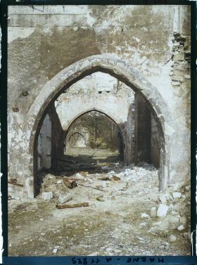 Image représentant France, Cloître des Cordeliers
