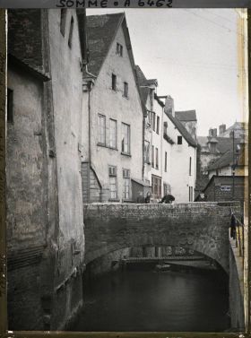 Image représentant France, Amiens, Petite rue de la Veillière