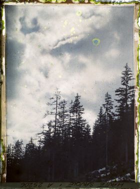 Image représentant France Les Alpes, Chamonix, Nuage de Montagne s/ la Vallée