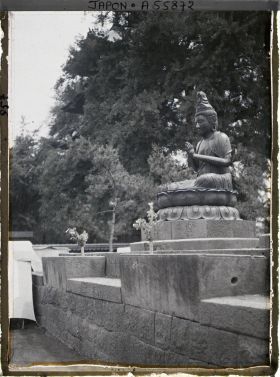 Image représentant Asakusa-koen (parc d'Asakusa), temple d'Asakusa, statue bouddhique