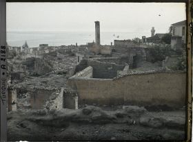 Image représentant Quartier récemment détruit par un incendie près de la Sultan Ahmet Camii (" mosquée Bleue ")