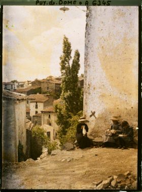 Image représentant France, Gergovie, Au Village de Gergovie