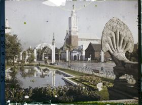 Image représentant L'Exposition Coloniale Internationale de 1931, la Grande Avenue des Colonies Françaises