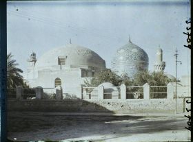 Image représentant Vue d'ensemble de la mosquée funéraire du Cheikh Abdel-Kader el-Gaïlani (XVIIe siècle)