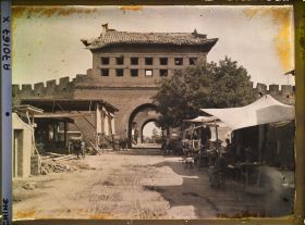Image représentant Zuoanmen (" porte de la Paix de Gauche ")