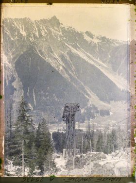 Image représentant France Les Alpes, Glacier des Bossons : Tracé du Ch de fer aérien et le Brévent