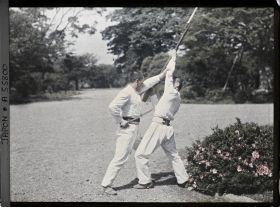 Image représentant Ecole de gymnastique militaire, entraînement aux arts martiaux Kendo (escrime japonaise)