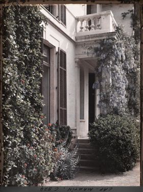 Image représentant Entrée de la villa Miramar, appartenant à Albert Kahn