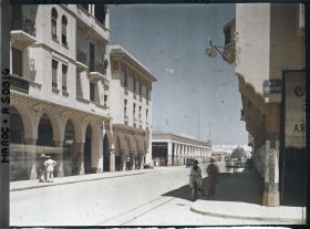 Image représentant Les arcades de l'avenue du Dar el-Makhzen au croisement de la rue de la Paix
