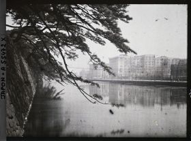 Image représentant Quartier de Marunouchi depuis les douves est du palais impérial