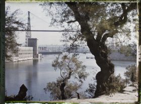 Image représentant Une partie du fort Saint-Jean et le vieux port