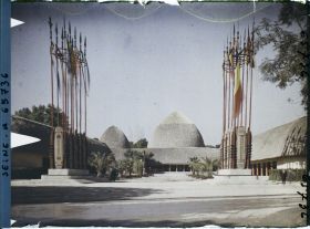 Image représentant L'Exposition Coloniale Internationale de 1931, le pavilllon du Congo belge