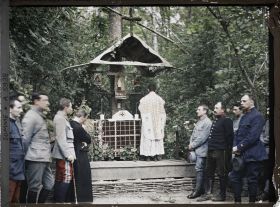 Image représentant La messe aux tranchées de premières lignes