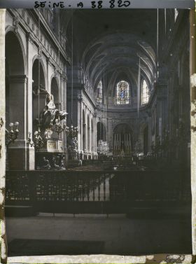Image représentant Intérieur de l'église Saint-Roch