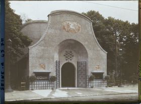 Image représentant L'Exposition des arts décoratifs, Pavillon de la maison d'édition Morancé-Corcellet, sur le Cours-la-Reine