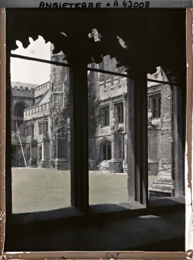 Image représentant Le cloître du Magdalen College