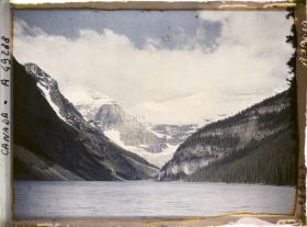 Image représentant Canada, Lac Louise, Le lac, les pics Victoria et Leffroy