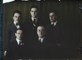 Image représentant Délégation des étudiants ayant participé au centenaire de Pasteur  à Paris
