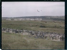 Image représentant France, Verdun, Le Cimetière Marceau et les ruines des Casernes Marceau