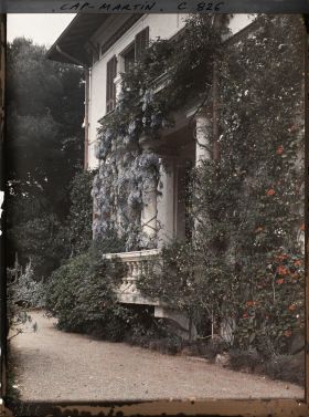 Image représentant Entrée de la villa Miramar, appartenant à Albert Kahn