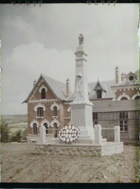 Image représentant France, Ablain-St Nazaire, Monument aux Morts