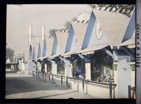 Image représentant L'Exposition des arts décoratifs, le Village du Jouet, quai d'Orsay