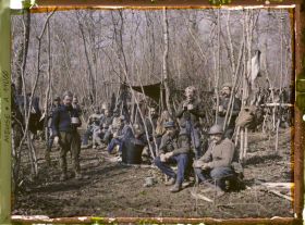 Image représentant France, près Verdun, Bois de Thieville Scène de bivouac