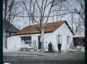 Image représentant France, Soissons, Un bazar