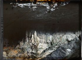 Image représentant Vue intérieur de la Grotte de la Surprise