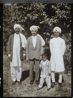 Image représentant Portrait d'hommes et enfant du Pendjab