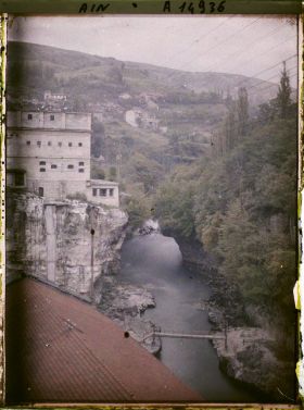 Image représentant Poste de transformation de Coupy dominant le Rhône