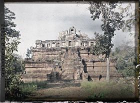 Image représentant Le temple-montagne de Phimeanakas (" char céléste " en kmer )