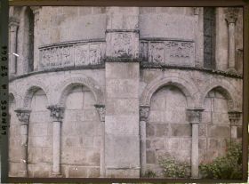 Image représentant Détails de l'abside de l'église Saint-Paul